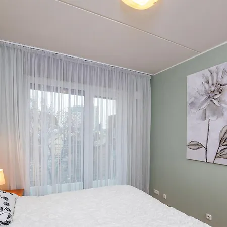 Cozy And Quiet City Center Flat Plus Free Parking * Tallinn